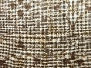 アンティーク　花菱模様織り出し本場泥大島紬着物